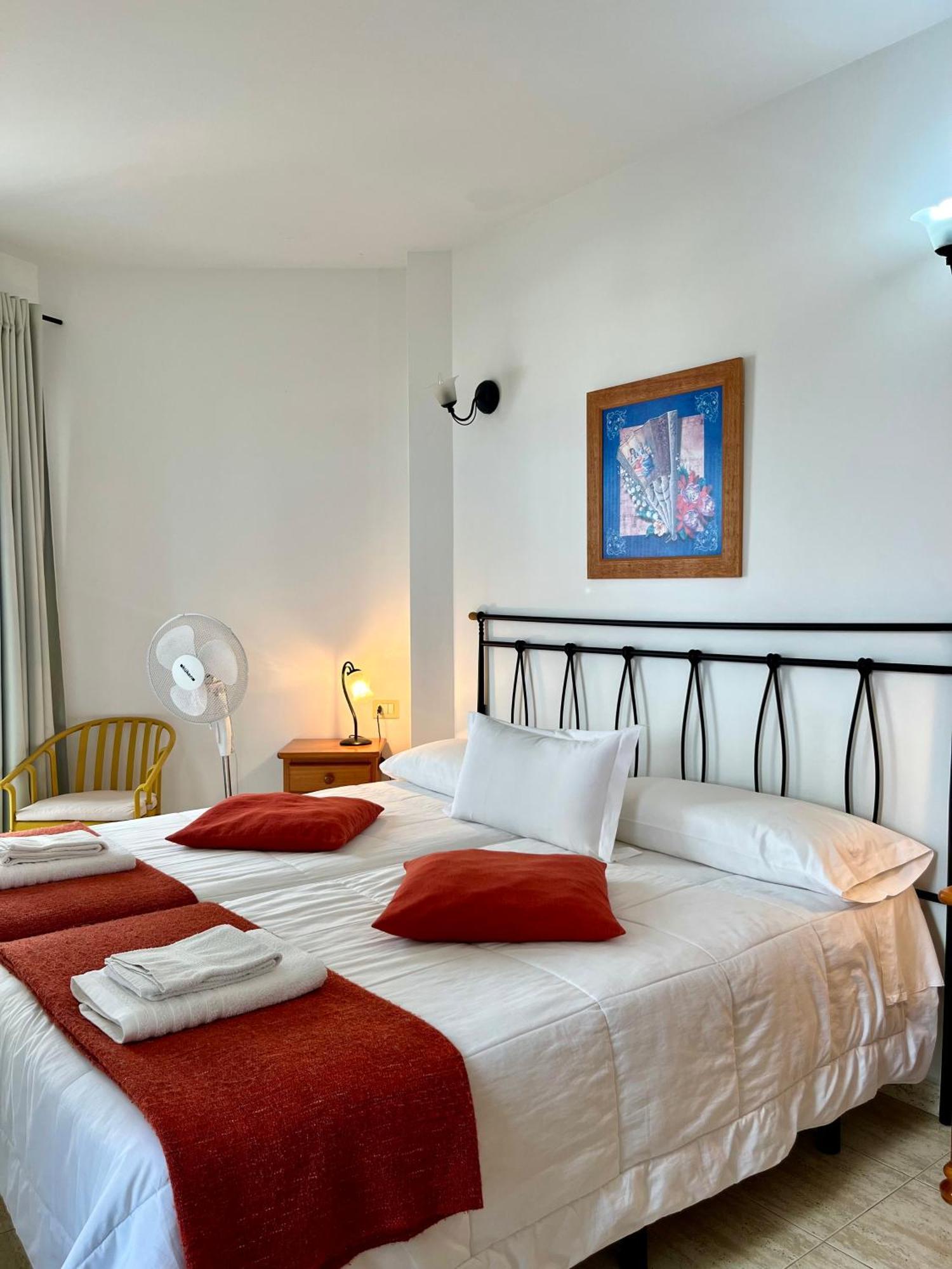 פרונטרה Apartamentos Edalmar מראה חיצוני תמונה