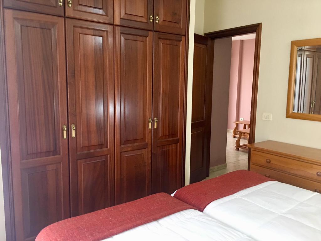 פרונטרה Apartamentos Edalmar מראה חיצוני תמונה
